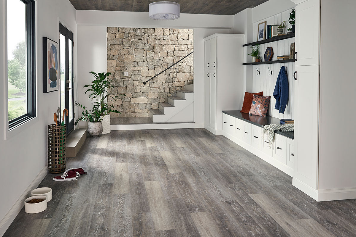 FINELY LUXURY VINYL PLANKS